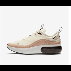 Nike air max dia women's size 9